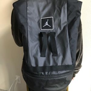 Nike Jordan Brand 2 way basketball training bag.